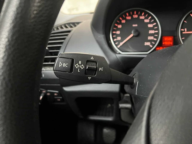 Bmw 1-serie 116d 116pk 2011 - afbeelding 33 van  51