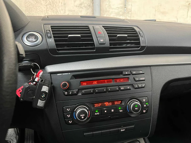 Bmw 1-serie 116d 116pk 2011 - afbeelding 37 van  51