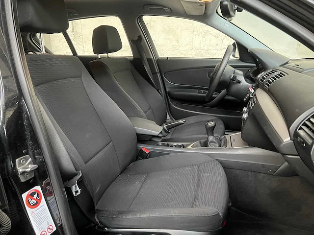 Bmw 1-serie 116d 116pk 2011 - afbeelding 46 van  51