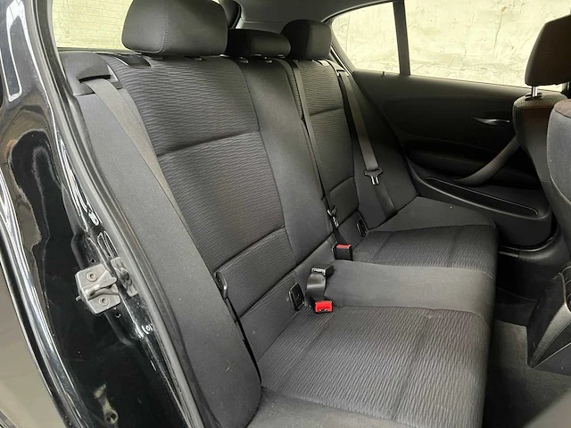 Bmw 1-serie 116d 116pk 2011 - afbeelding 47 van  51