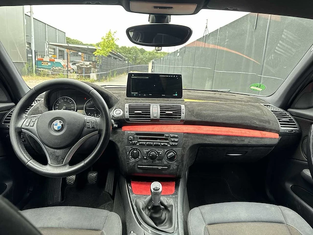 Bmw 1-serie 116d corporate 2010 | n-844-kr i - afbeelding 18 van  27