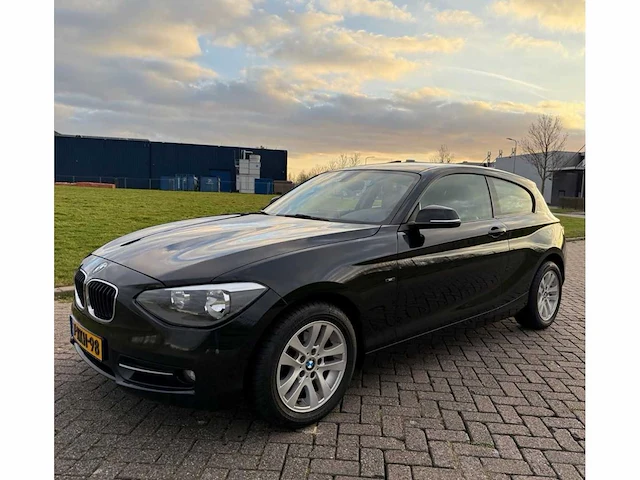 Bmw 1-serie 116i , 7-xkh-98 - afbeelding 1 van  16