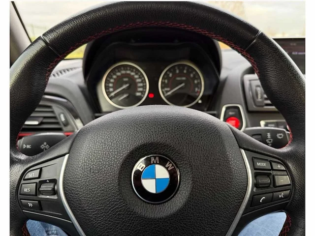 Bmw 1-serie 116i , 7-xkh-98 - afbeelding 14 van  16