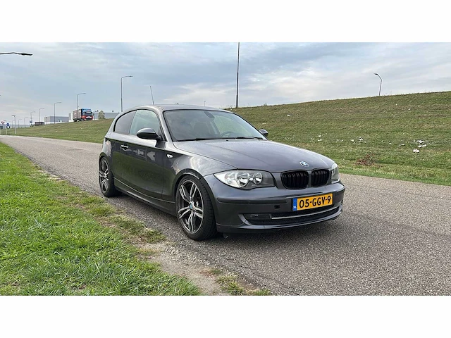 Bmw 1-serie 116i business line | 05-ggv-9 i - afbeelding 12 van  13