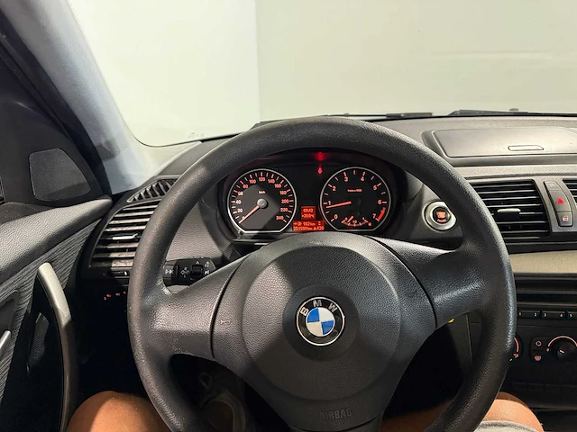 Bmw 1-serie 116i business line, 81-glv-3 - afbeelding 2 van  13