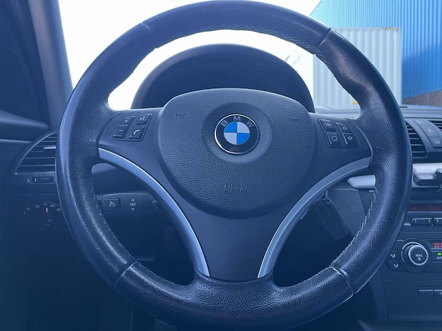 Bmw 1-serie 116i business style car 2010 | 64-lpj-7 - afbeelding 6 van  27