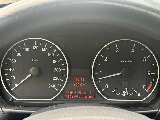 Bmw 1-serie 116i car 2010 | nn-761-n i - afbeelding 7 van  30