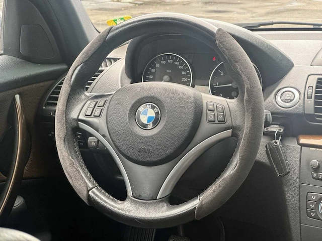 Bmw 1-serie 116i car 2010 | nn-761-n i - afbeelding 8 van  30
