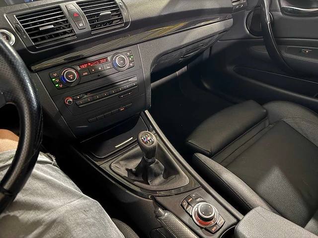 Bmw 1-serie 116i effdyn.bnsl.ued, 48-rkx-2 - afbeelding 4 van  14