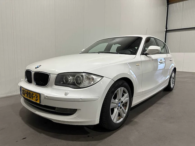 Bmw 1-serie 116i effdyn.bnsl.ued 87-rdf-3 - afbeelding 1 van  23