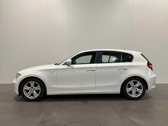 Bmw 1-serie 116i effdyn.bnsl.ued 87-rdf-3 - afbeelding 2 van  23