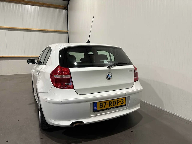 Bmw 1-serie 116i effdyn.bnsl.ued 87-rdf-3 - afbeelding 4 van  23