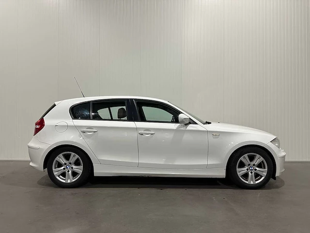 Bmw 1-serie 116i effdyn.bnsl.ued 87-rdf-3 - afbeelding 6 van  23