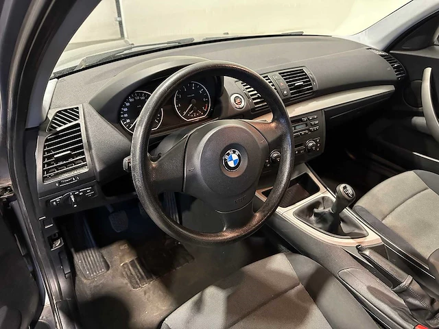 Bmw 1-serie 116i executive 21-psp-3 - afbeelding 20 van  20