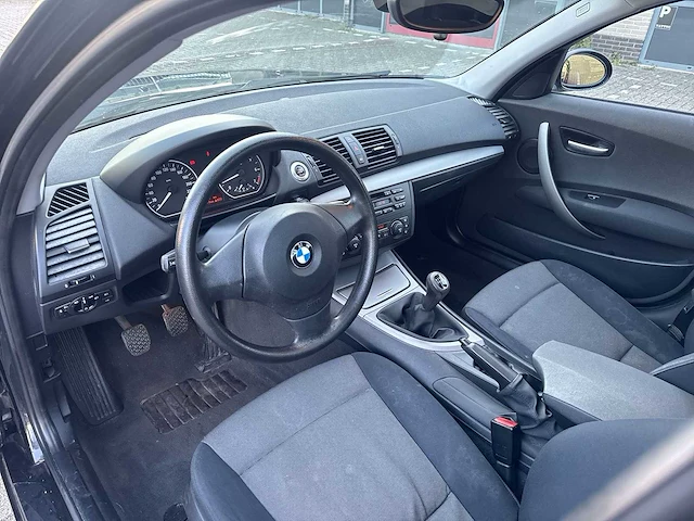 Bmw 1-serie 116i executive car 2006 | kr-019-z i - afbeelding 3 van  28