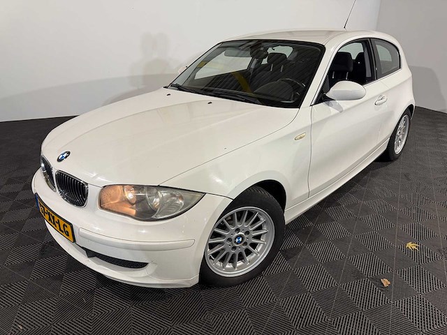 Bmw 1-serie 116i introduction, 57-xx-lg - afbeelding 1 van  13