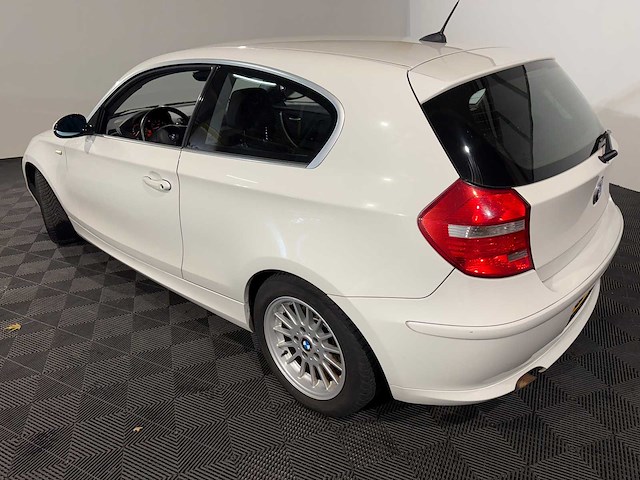 Bmw 1-serie 116i introduction, 57-xx-lg - afbeelding 6 van  13