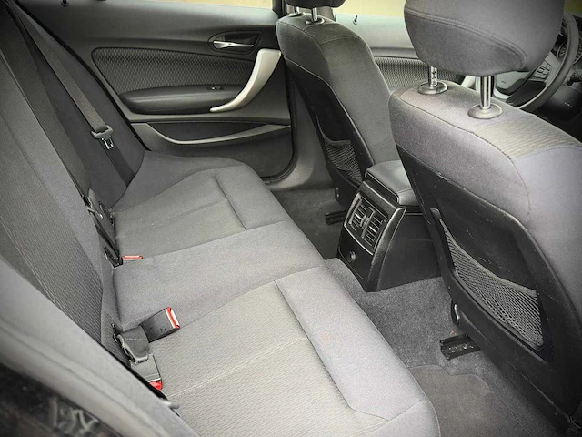 Bmw 1-serie 116i limited edition gg-458-p - afbeelding 12 van  19