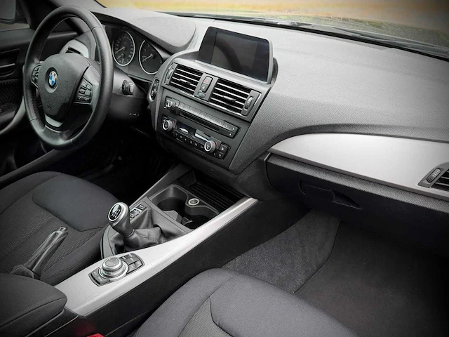 Bmw 1-serie 116i limited edition gg-458-p - afbeelding 14 van  19