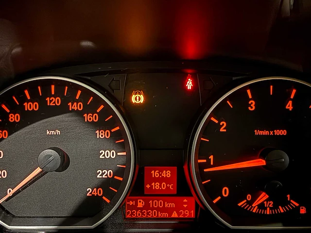 Bmw 1-serie 118i, 17-zsk-3 - afbeelding 13 van  13