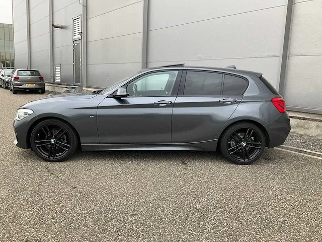 Bmw 1-serie 118i automaat 2020 m-pakket leer led navi pdc 18" inch, g-668-zx - afbeelding 23 van  34