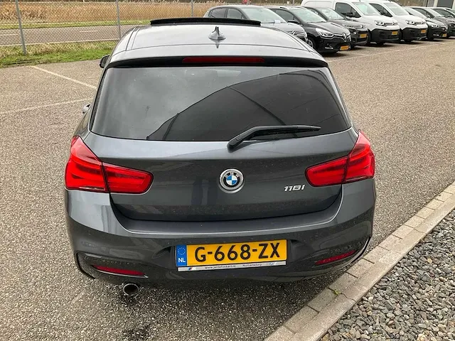 Bmw 1-serie 118i automaat 2020 m-pakket leer led navi pdc 18" inch, g-668-zx - afbeelding 30 van  34