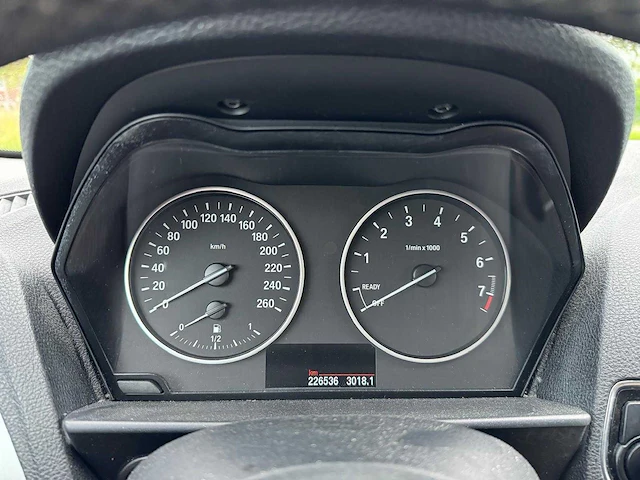 Bmw 1-serie 118i business+ automaat 5-deurs clima 55-xpg-4 - afbeelding 20 van  33