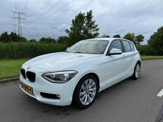 Bmw 1-serie 118i business+ automaat 5-deurs clima 55-xpg-4 - afbeelding 12 van  33
