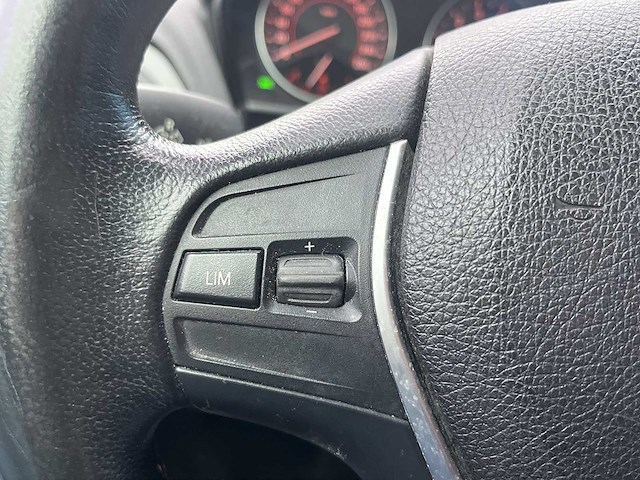 Bmw 1-serie 118i car 2011 | j-005-gs - afbeelding 15 van  29