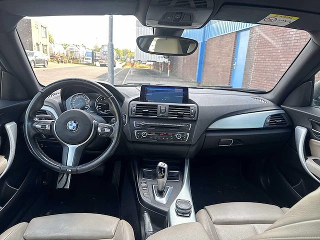 Bmw 1-serie 118i high executive 2015 | 1-znk-65 - afbeelding 20 van  34