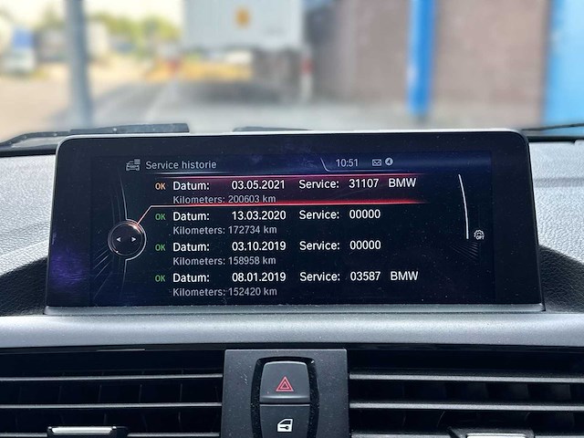 Bmw 1-serie 118i high executive 2015 | 1-znk-65 - afbeelding 32 van  34