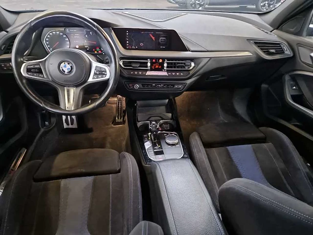 Bmw 1-serie 118i high executive 2020 | t-577-jb - afbeelding 10 van  23