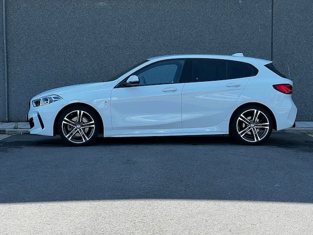 Bmw 1-serie 118i high executive edition | k-319-kt - afbeelding 10 van  41