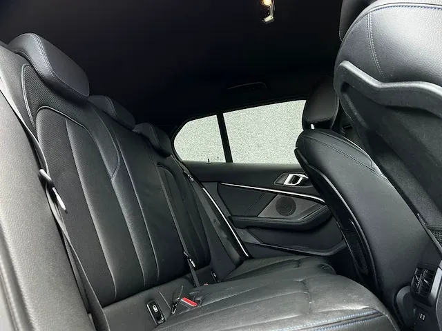 Bmw 1-serie 118i high executive edition | k-319-kt - afbeelding 31 van  41