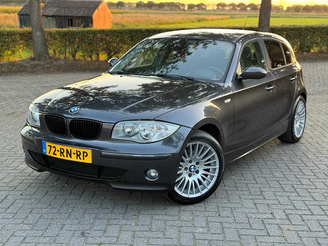 Bmw 1-serie 118i high executive origineel nederlands nap 72-rn-rp - afbeelding 1 van  17