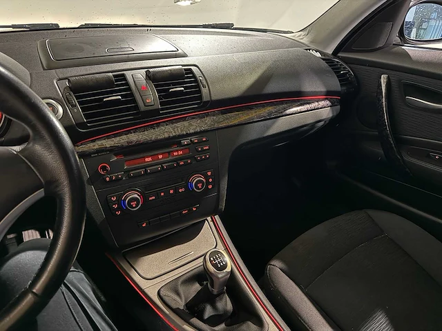 Bmw 1-serie 118i , zl-243-t - afbeelding 2 van  12