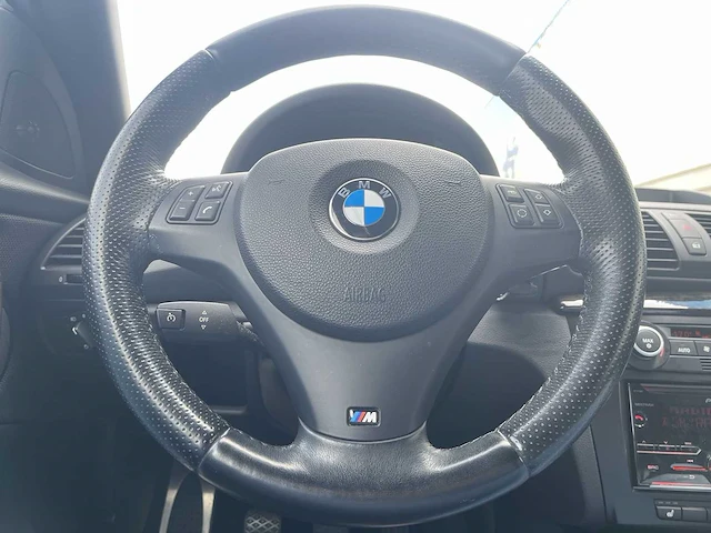 Bmw 1-serie cabrio 118i car 2009 | zt-442-f - afbeelding 16 van  32