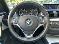 Bmw 1-serie cabrio 118i exclusive ed , ; 5-kjx-07 - afbeelding 24 van  26
