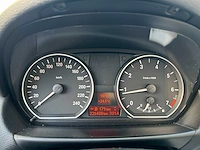 Bmw 1-serie cabrio 118i exclusive ed , ; 5-kjx-07 - afbeelding 26 van  26