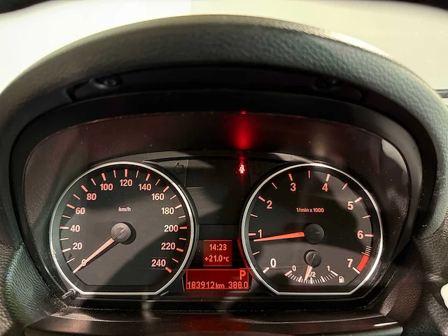 Bmw 1-serie cabrio 118i, k-549-tl - afbeelding 2 van  15