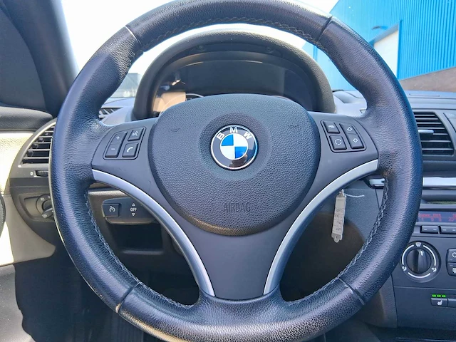 Bmw 1-serie cabrio 120i car 2008 | l-343-rd - afbeelding 9 van  33