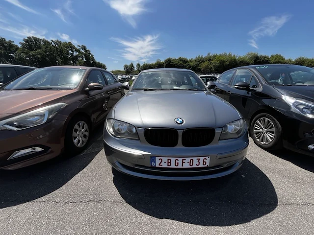 Bmw 1 sportshatch (e81) 116 d crossed flag 115,2010 - afbeelding 12 van  28