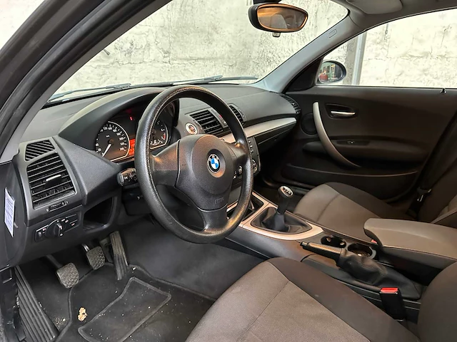 Bmw 116i business line 1-serie 116pk 2006, 77-sg-jz - afbeelding 14 van  34