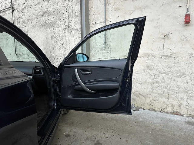Bmw 116i business line 1-serie 116pk 2007, 59-xn-vx - afbeelding 19 van  34