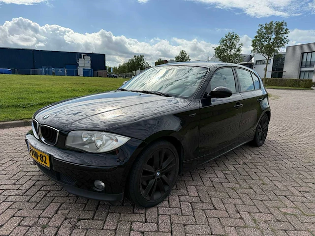 Bmw 116i executive, 7-tfn-82 - afbeelding 1 van  15