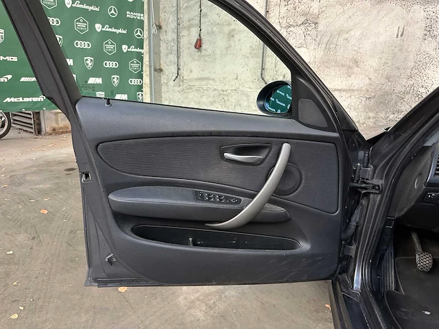 Bmw 118d business line 1-serie 143pk 2008, 51-hgn-5 - afbeelding 22 van  40