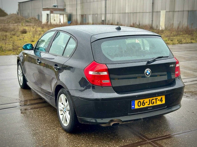 Bmw 118i business line; 06-jgt-4 - afbeelding 11 van  16