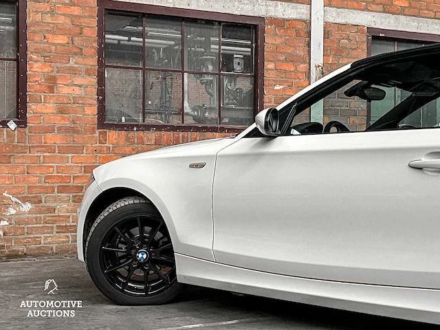 Bmw 118i cabriolet executive 143pk 2009 1-serie, 91-njh-7 - afbeelding 20 van  51