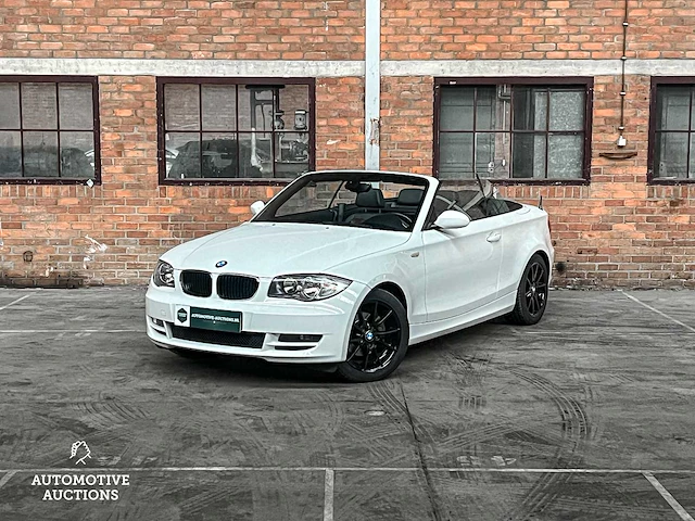 Bmw 118i cabriolet executive 143pk 2009 1-serie, 91-njh-7 - afbeelding 23 van  51