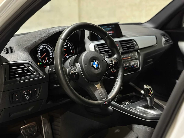 Bmw 118i edition m sport shadow executive 136pk 2017 1-serie, l-072-kz - afbeelding 11 van  42